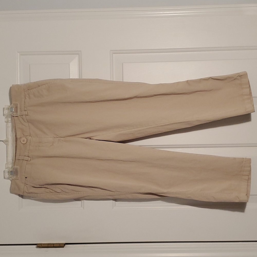 Petite Cream Color Capri Pants